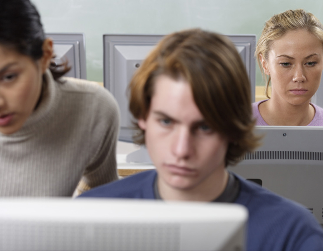 Educación a distancia